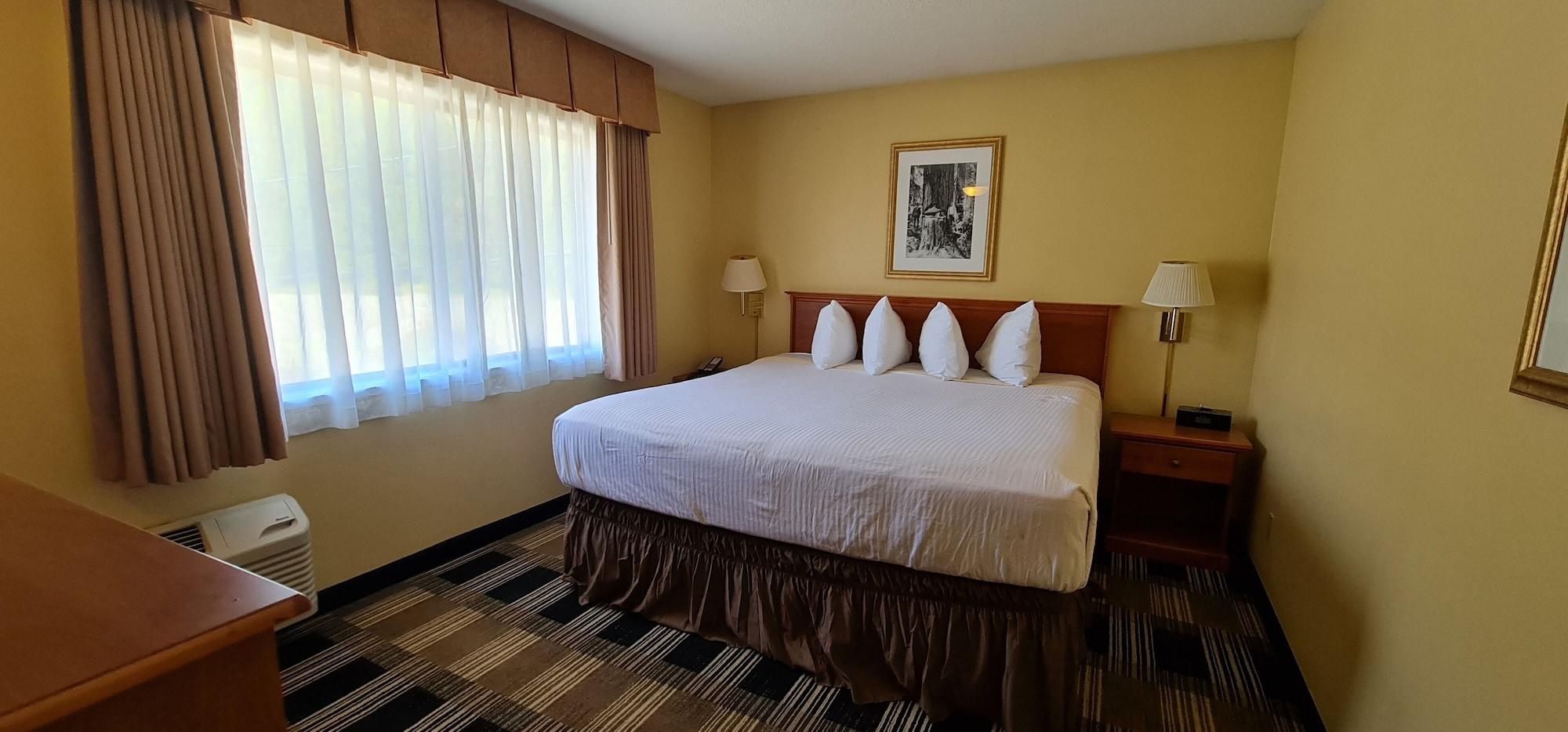 Oakridge Inn & Suites Eksteriør bilde
