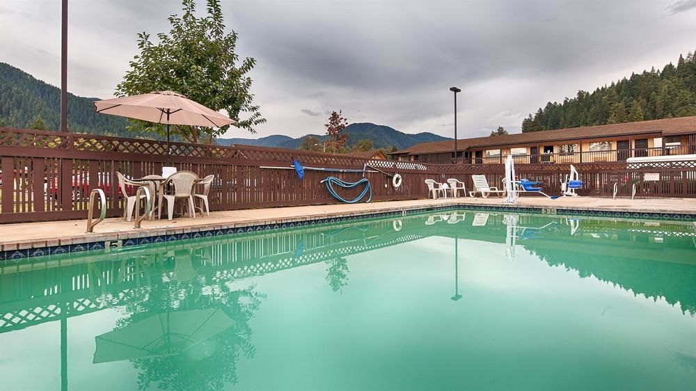 Oakridge Inn & Suites Eksteriør bilde